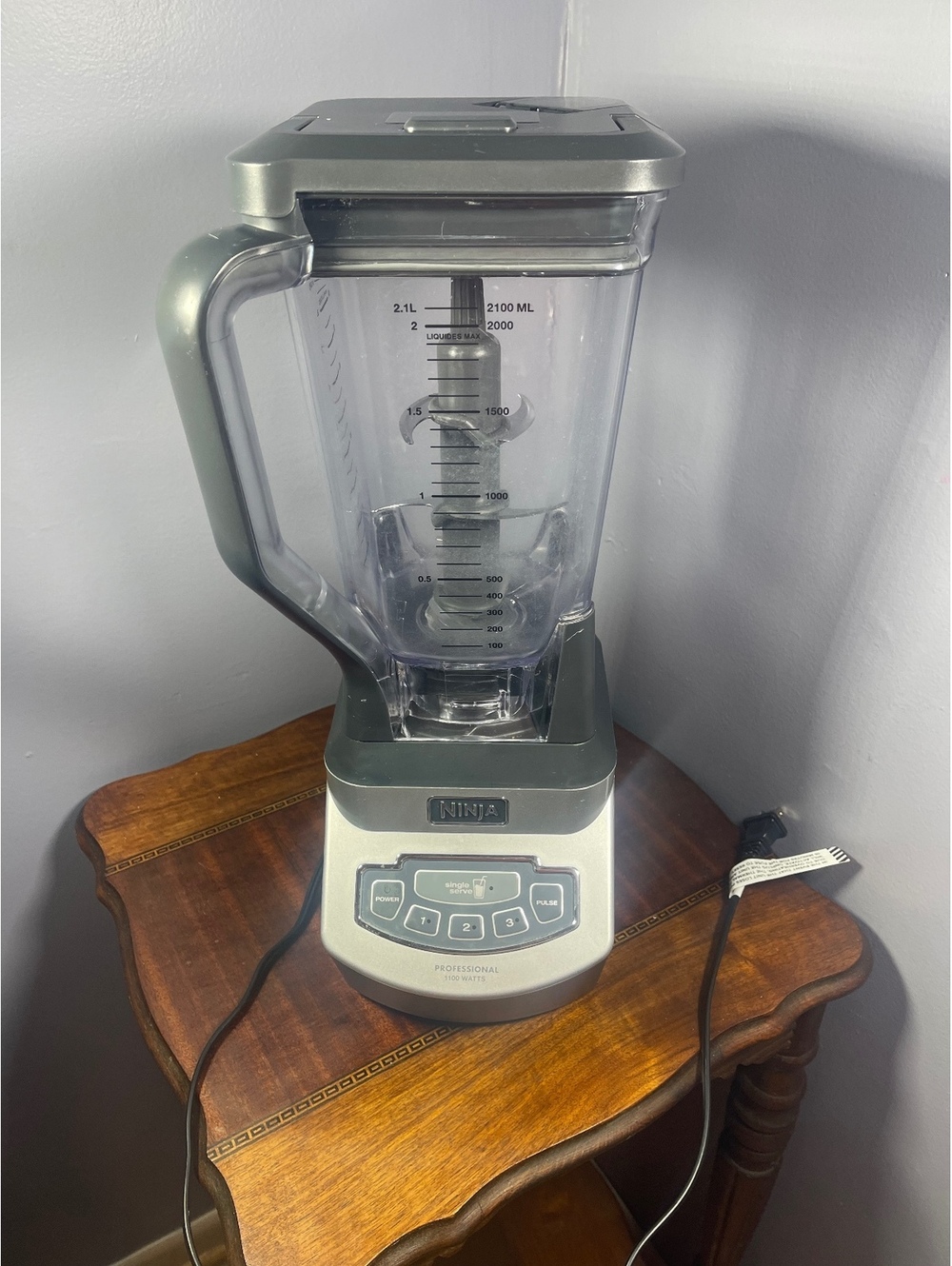Ninja Professional Blender 1100 Watts with 72 Oz Pitcher